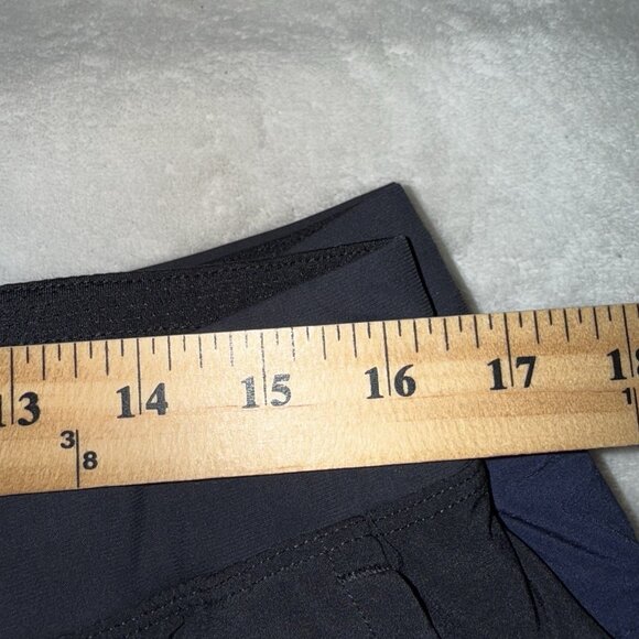 Lot of 3 Fabletics Men’s Franchise 9” Shorts Tie Dye Blue Black Lined w/ Pockets - Picture 4 of 6